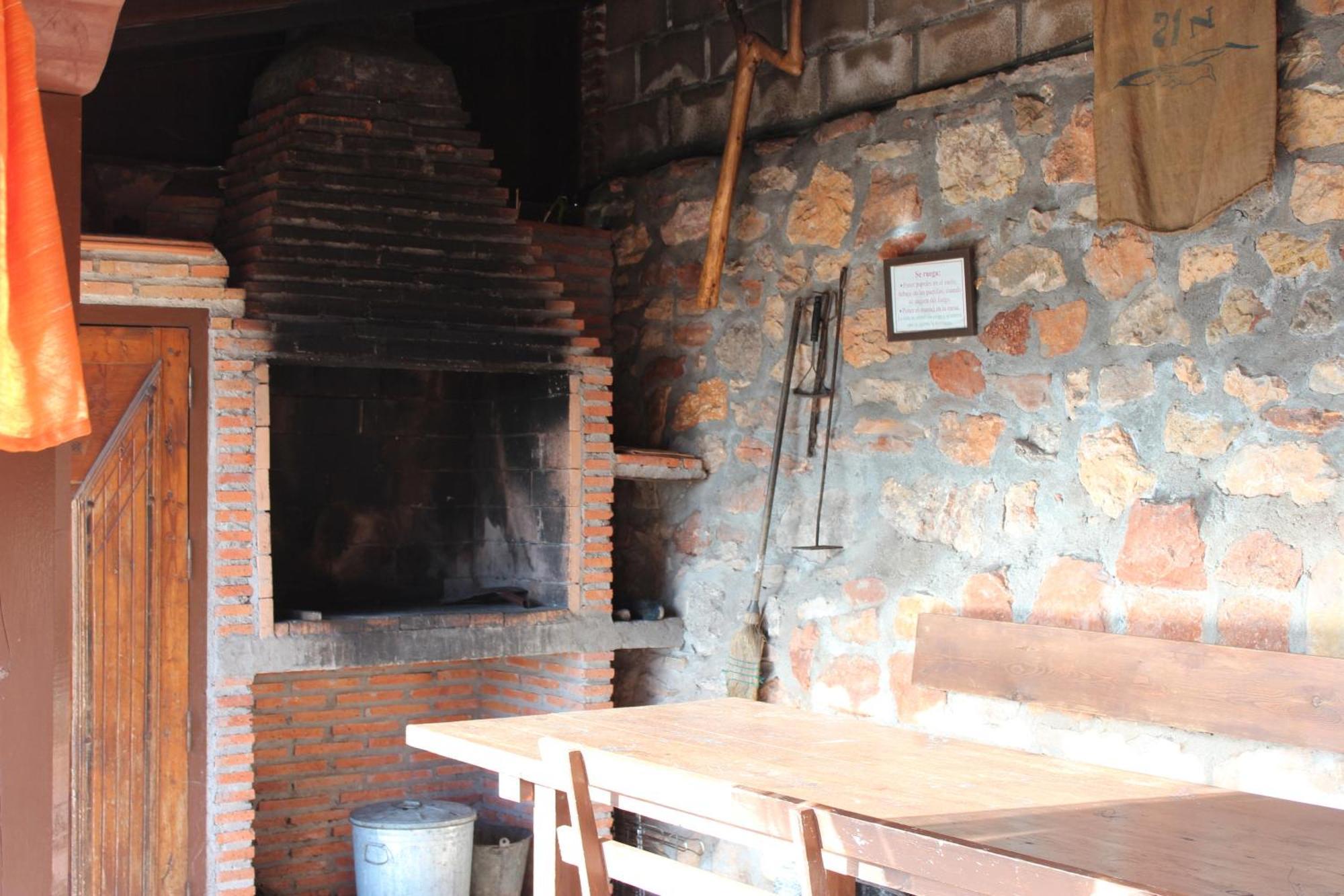 Гостевой дом La Chimenea De Soria I Y I I Эспеха-де-Сан-Марселино Экстерьер фото